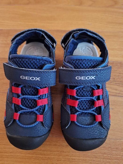 Vând sandale copii Geox 28