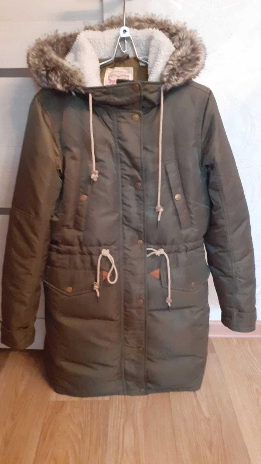 Куртка женская зимняя б/у