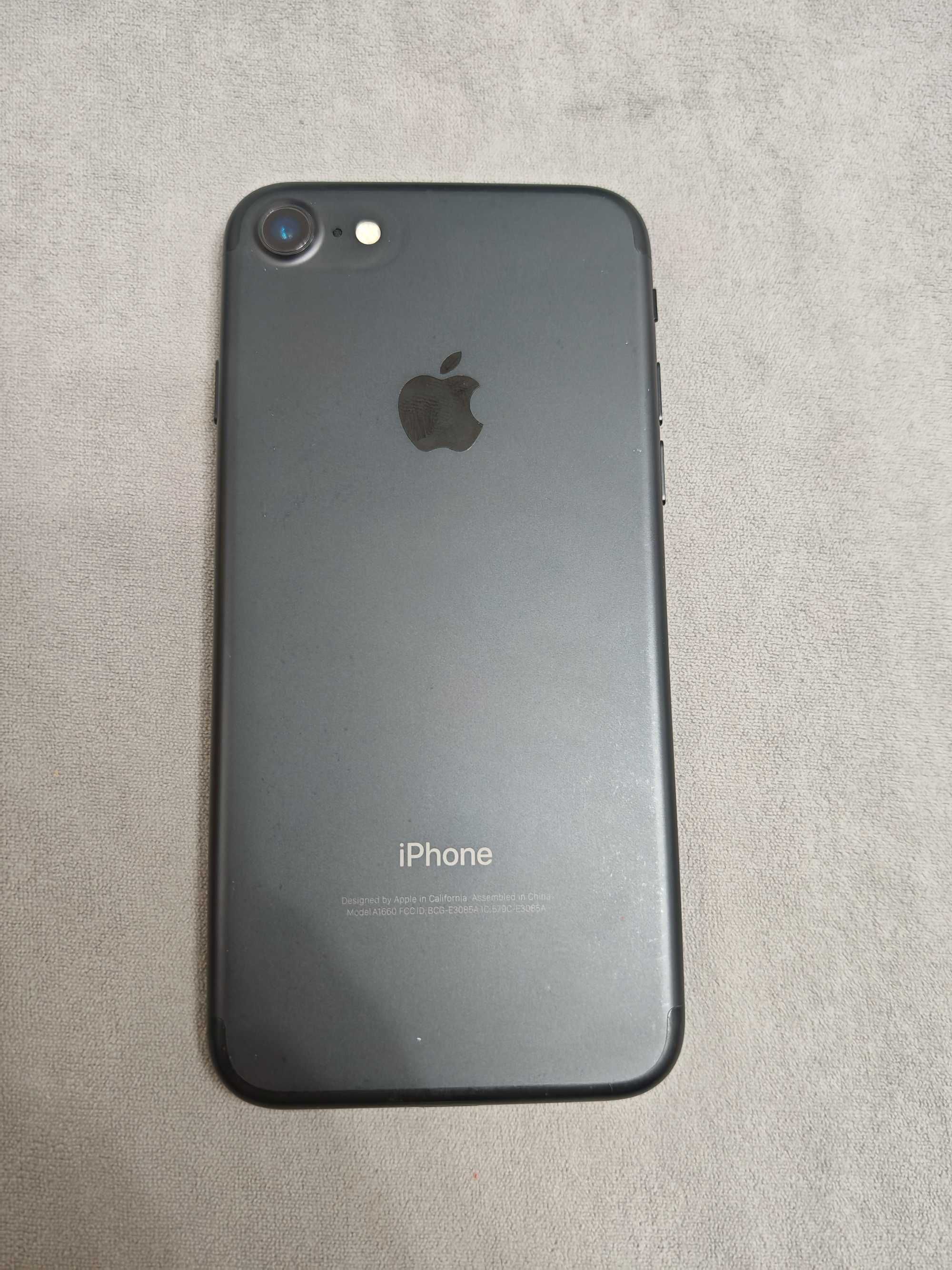 IPhone 7 в отличном состоянии