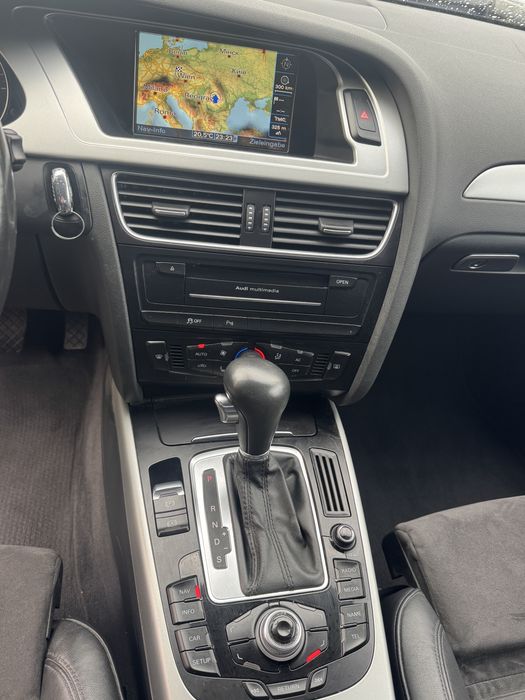 Audi A4 2.0Tfsi 211cp Automat*Quattro*LED*Xenon*Navi*17”*