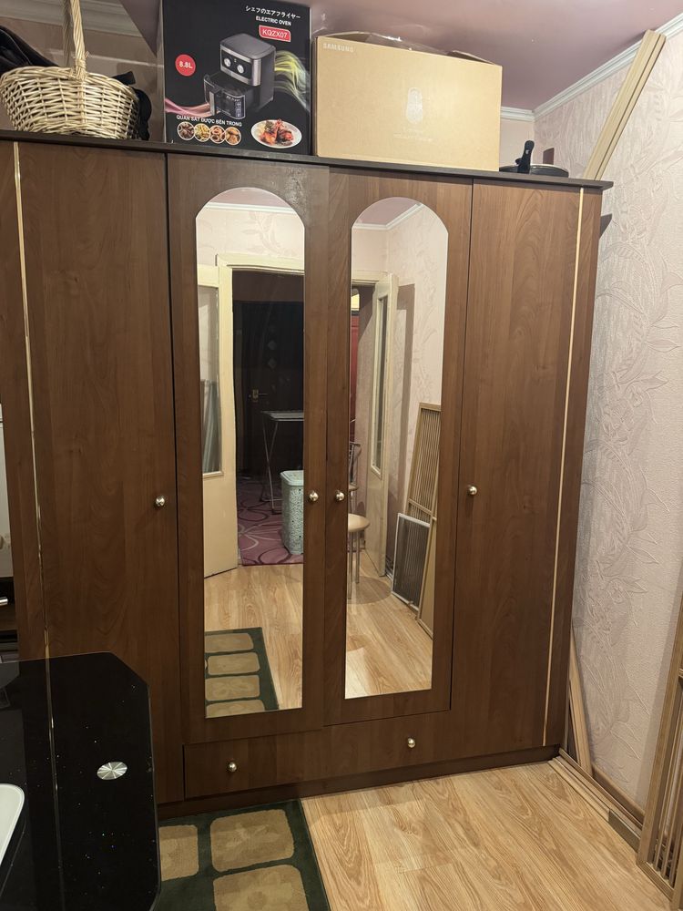 Продается шкаф и комод