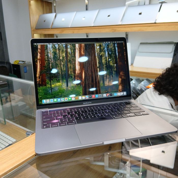 MacBook M1 pro 16 ga 512 kafolati bor