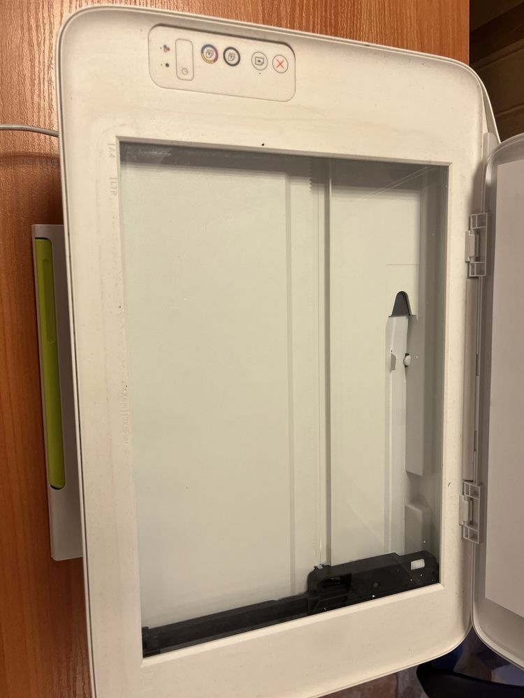 Принтер HP Deskjet 2130