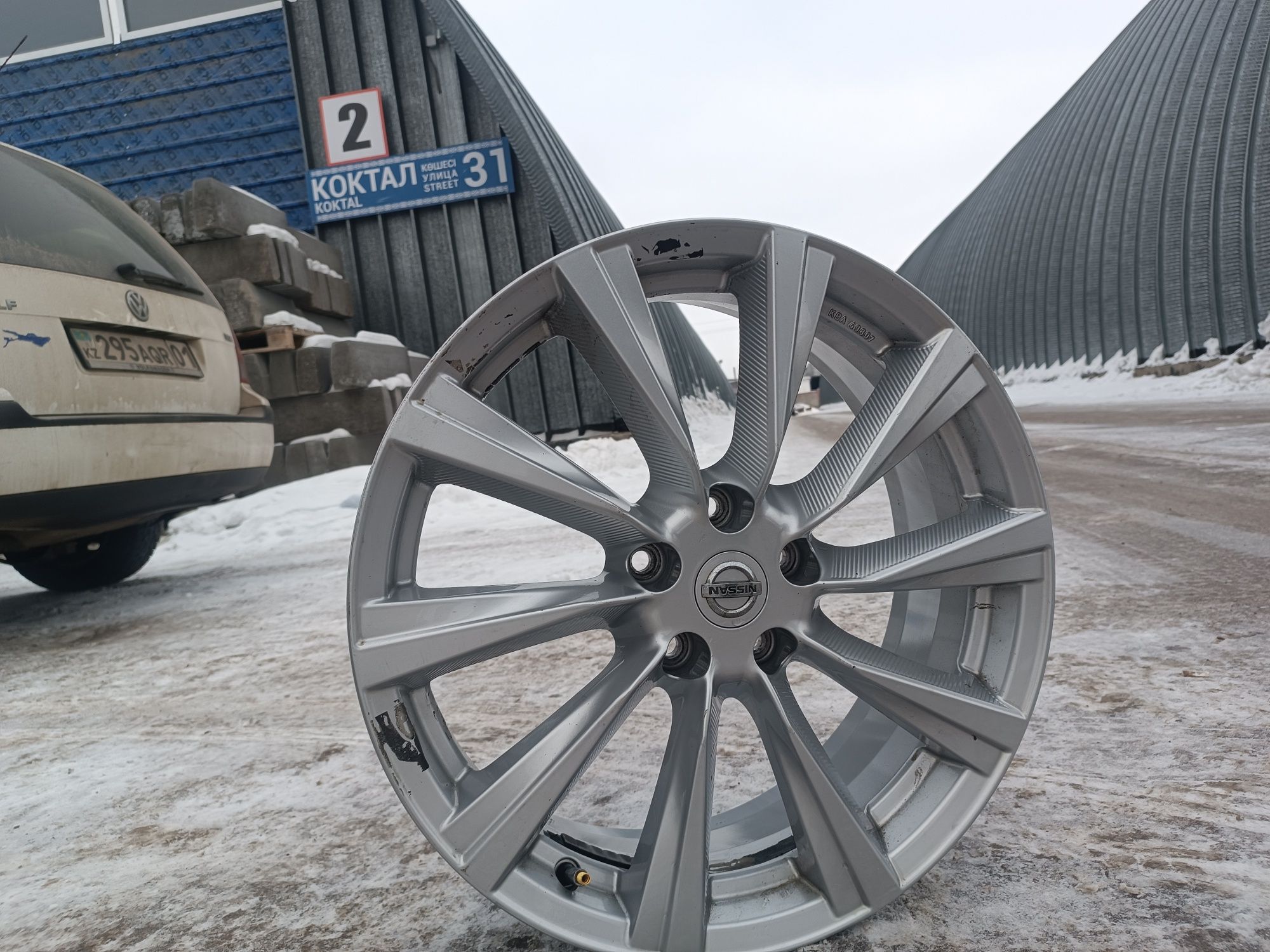 Диск на R 19 в отличном состоянии