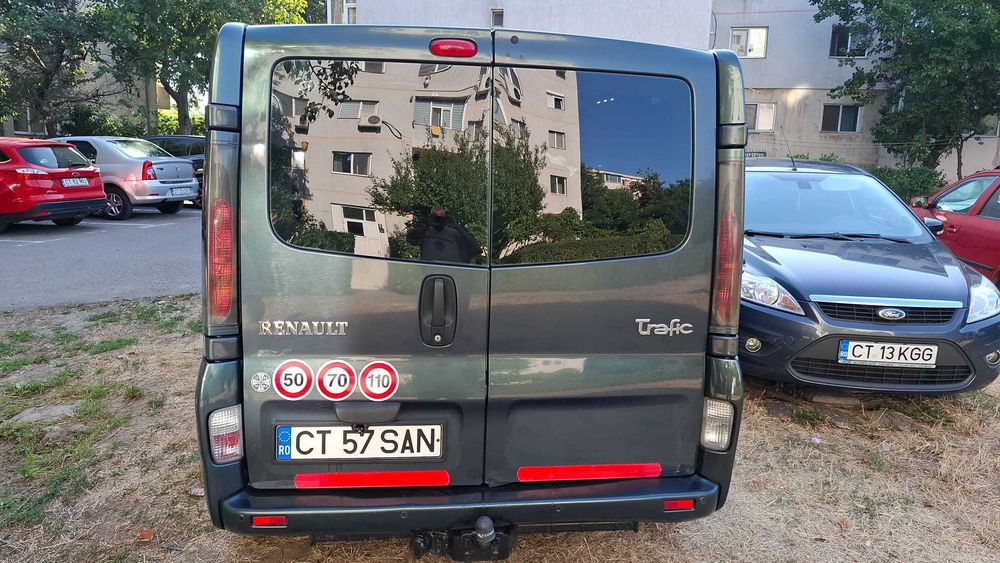 Renault trafic - 5 locuri
