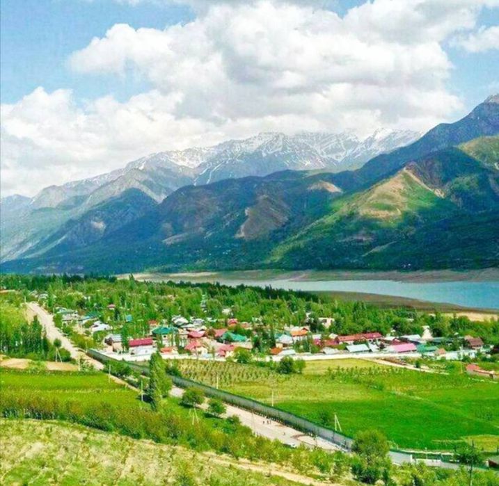 Дача Бустонлик район  8 сотих +1 Срочно!!