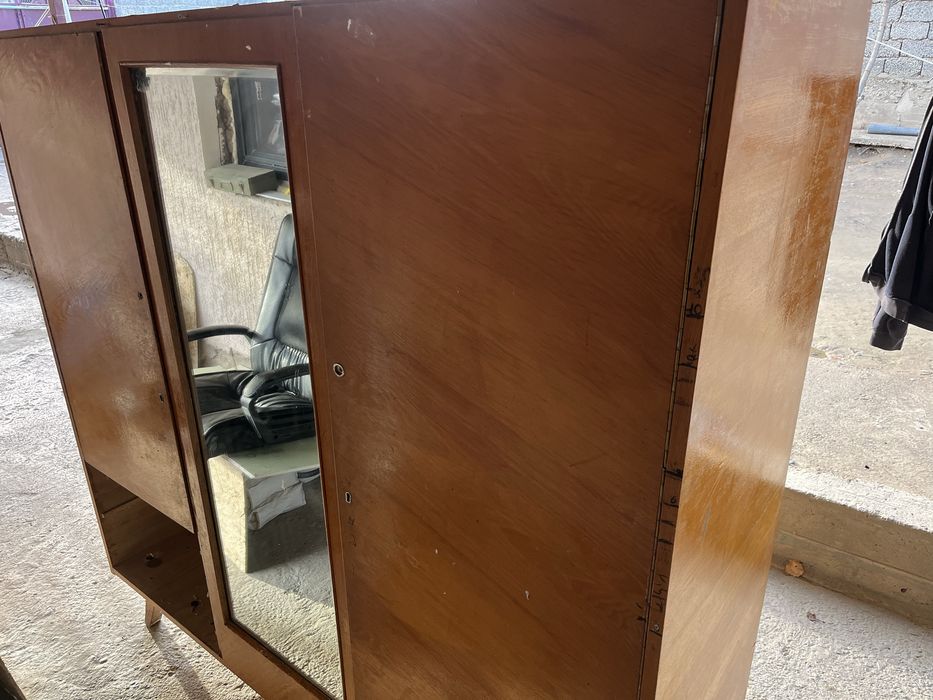 Шкаф отдам бесплатно