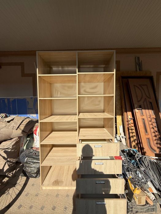 Продается шкаф в хорошем состоянии