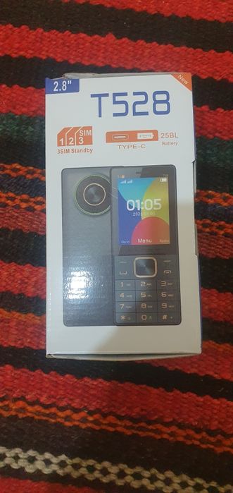T528 telefon sotiladi.