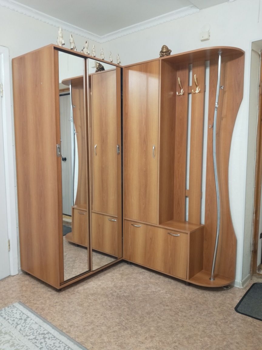 Продается прихожая