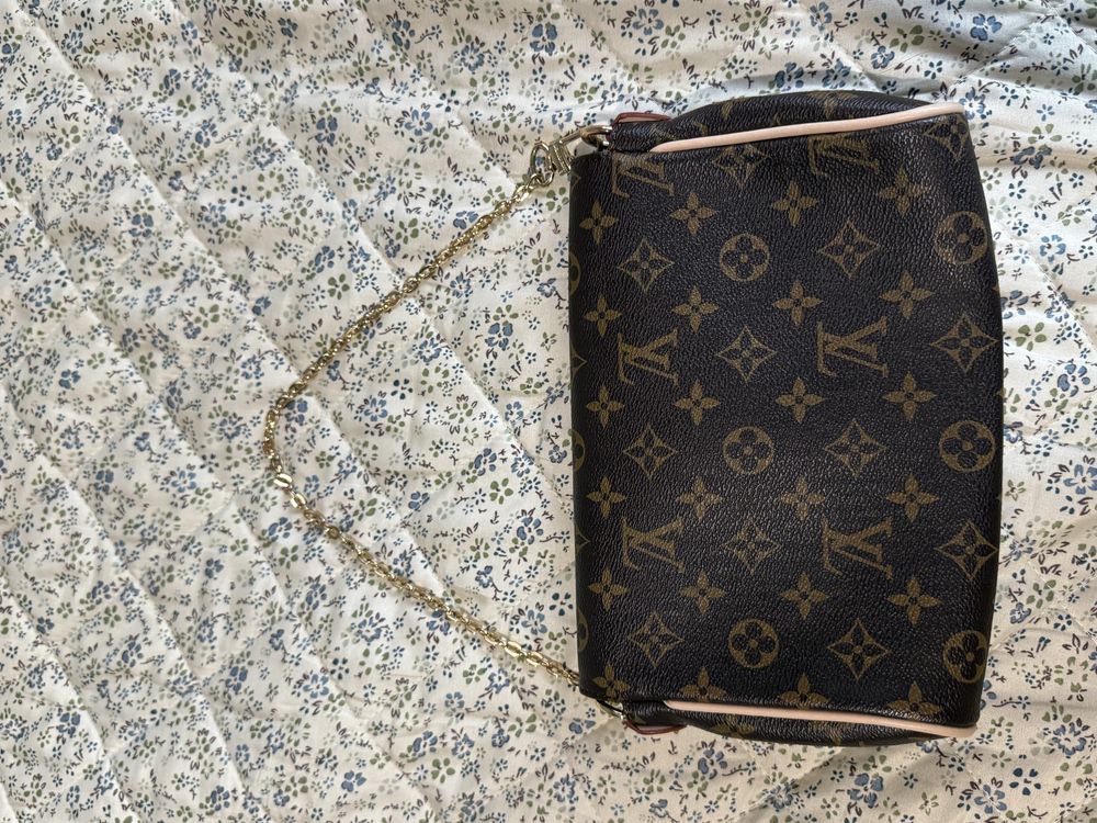 Чанта louis vuitton