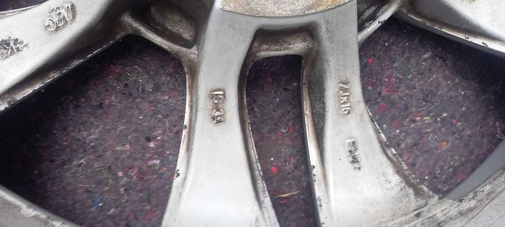 Оригинални алуминиеви джанти BMW 16'' 5x120 E90 ET34 – OEM 6775593