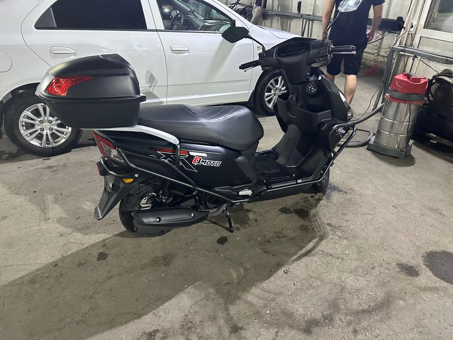 Продается скутер 175куб