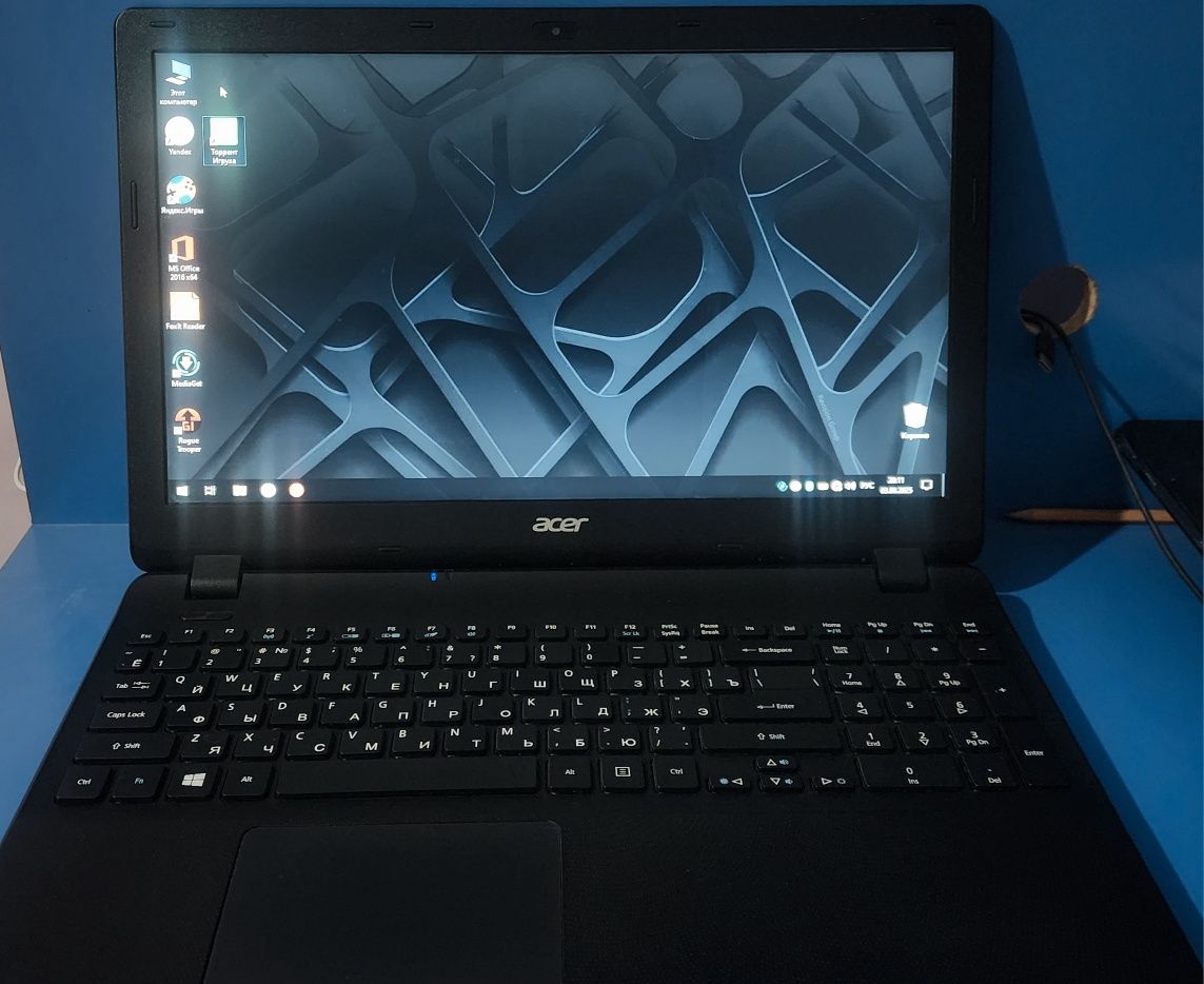 Acer kamputer offis uchun juda zor