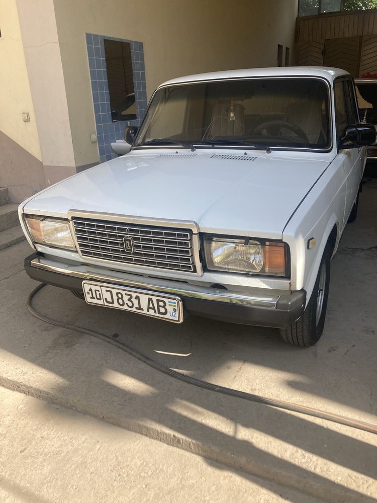 Ваз 2107 сотилади