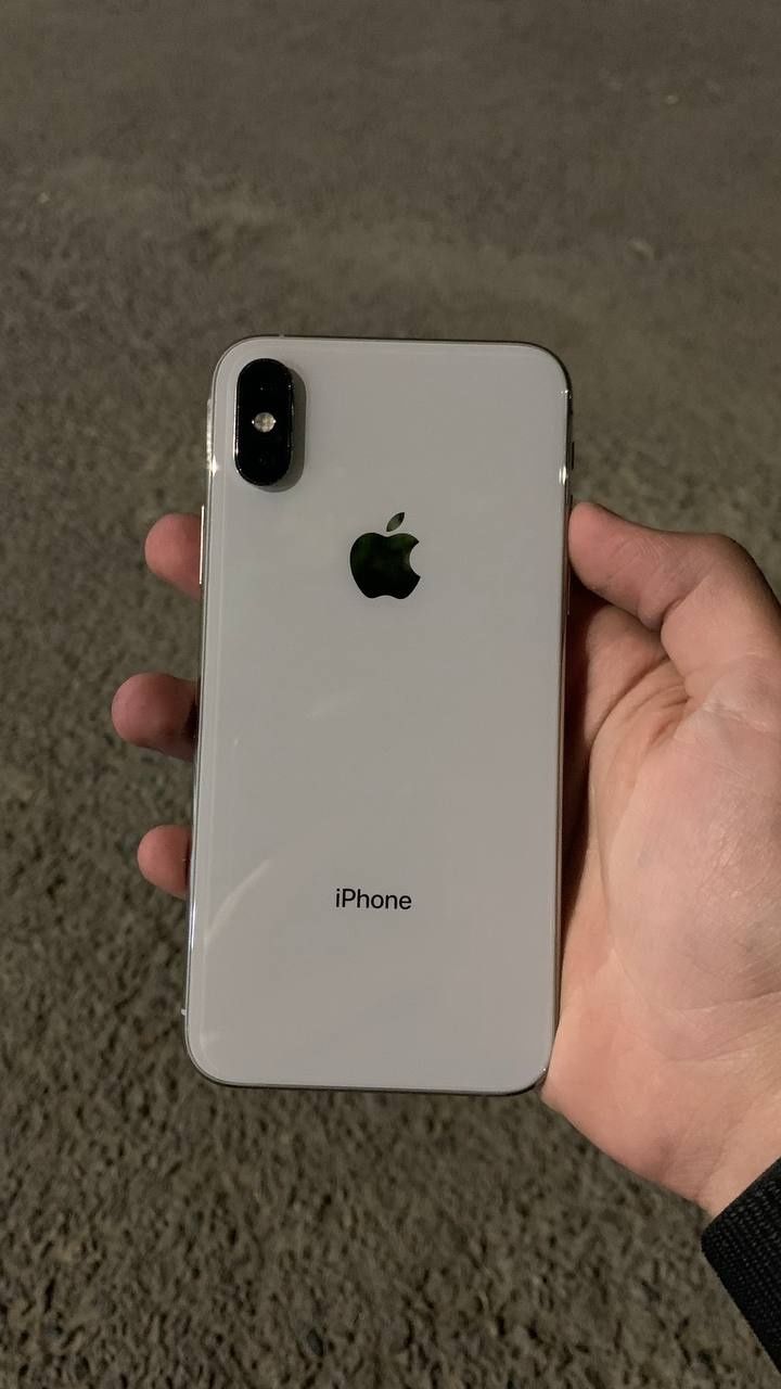 Продаеться IPhone xs 64gb