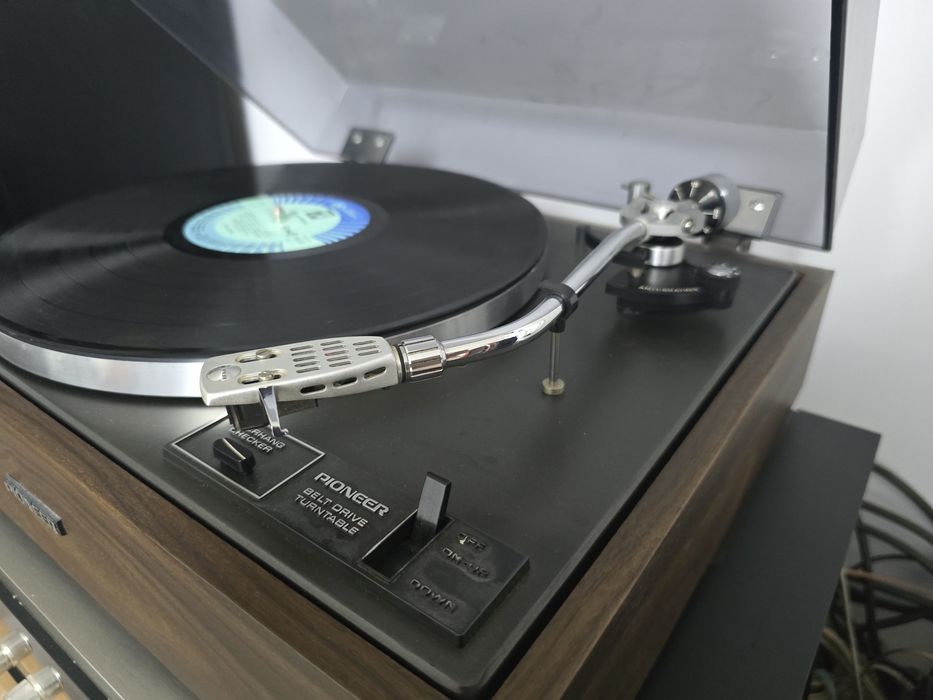 Pick up pioneer pl 120II