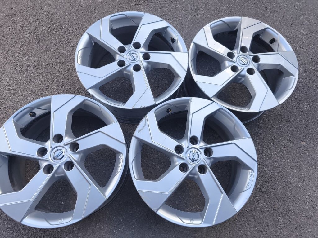 17" оригинални алуминиеви джанти за Nissan Quashqai,X trail...