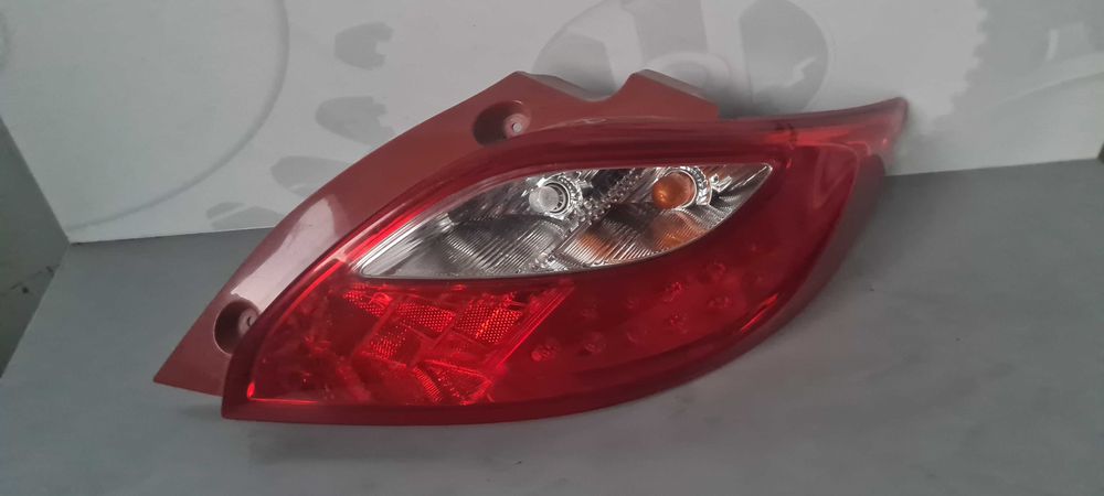 Стоп Mazda 2 2009г.