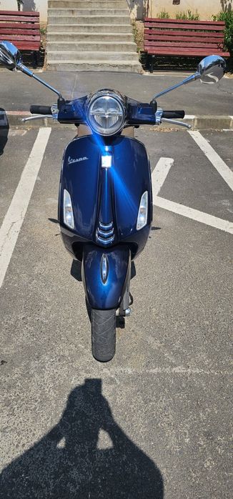 Scuter Vespa Primavera an 2018