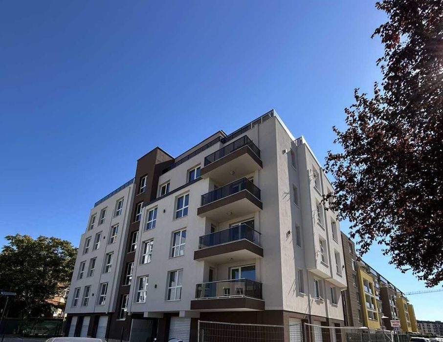 Продава се Двустаен апартамент в Пловдив, Остромила - 97 кв.м за 1263 €/кв.м - Снимка #9