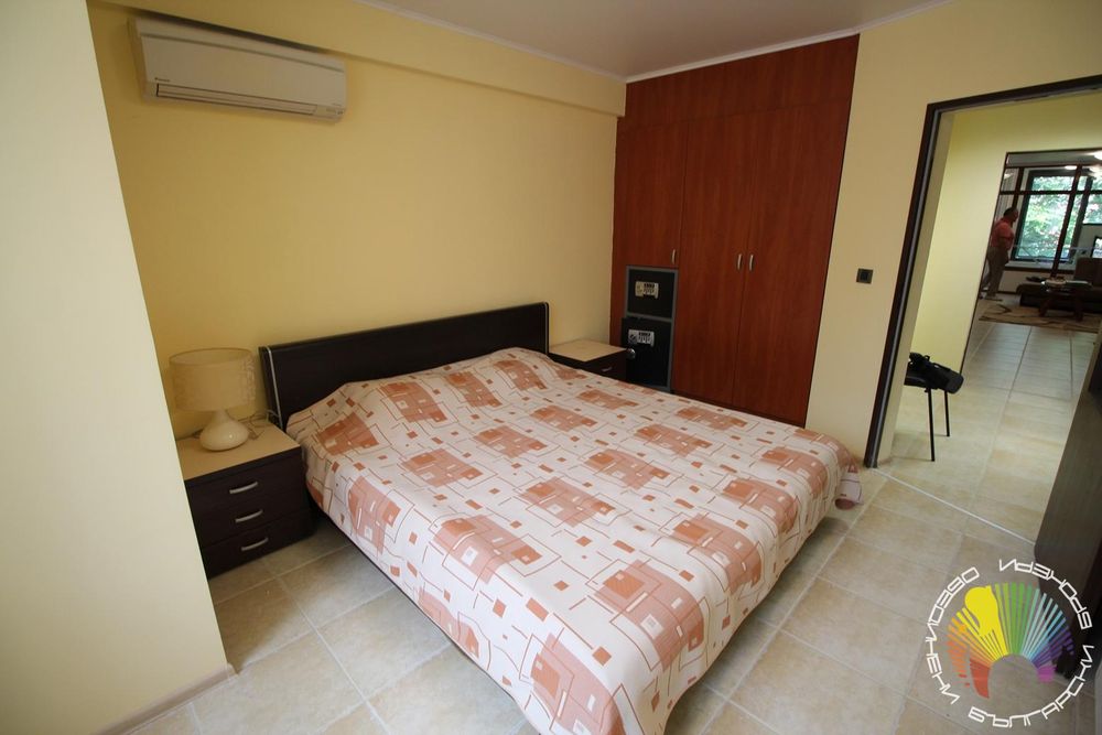 Дава се под наем Двустаен апартамент в Бургас, Център - 83 кв.м за 459 € - Снимка #10