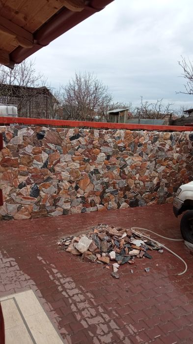 amenajări interioare și exterioare