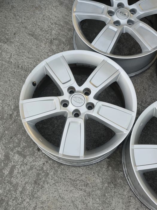 Джанти 18 / 5х114,3 - Kia 5x114,3