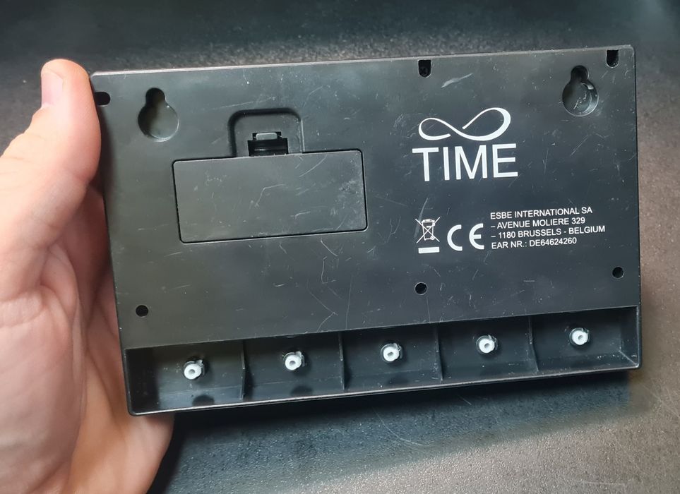 Suport chei de perete cu ceas