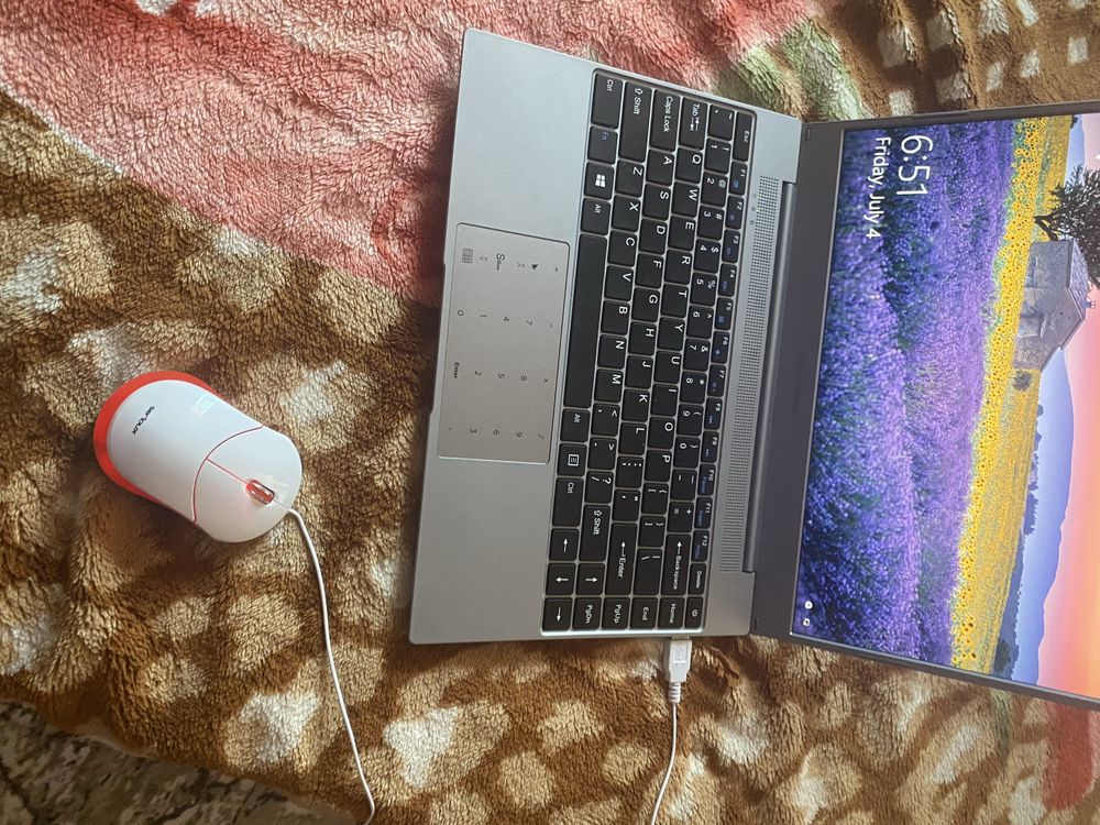 Vand leptop asus vastking 14!
