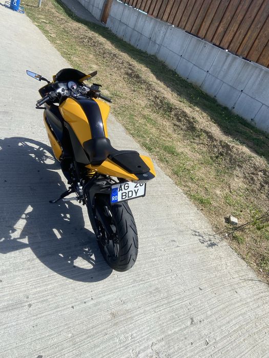Se vinde Yamaha yzf r 125
