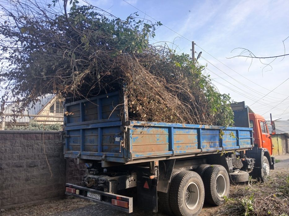 Грузоперевозки КамАЗ селхозник вывоз мусора  15тонн межгород в любое в