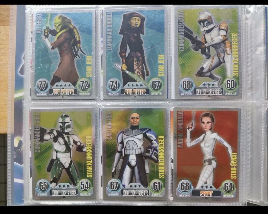 Topps star wars албум - 190 карти от войната на клонираните