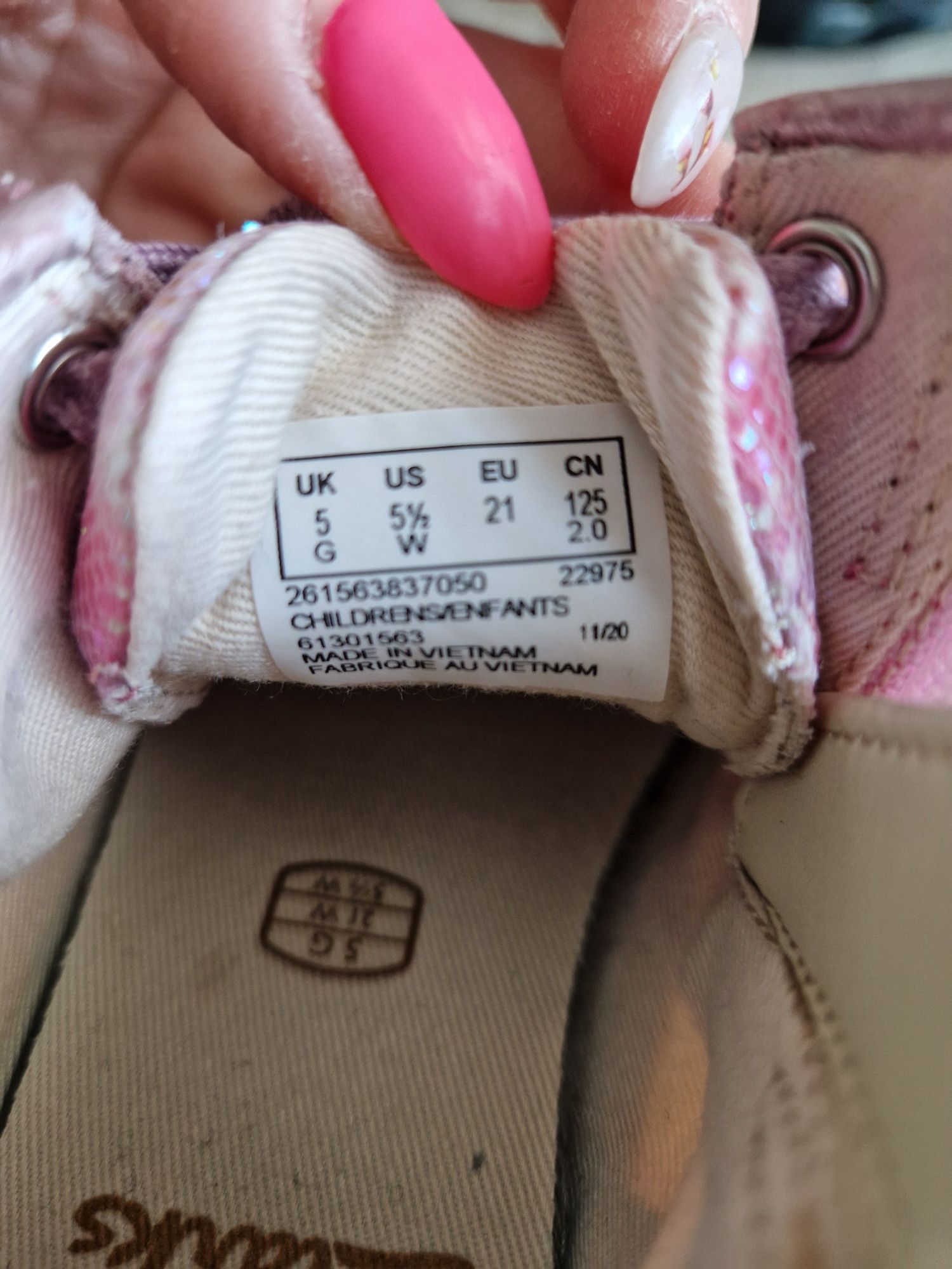 Детски обувки Clarks - размерEU 21, UK 5