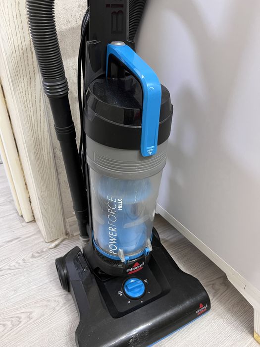 Bissel пылесос синий