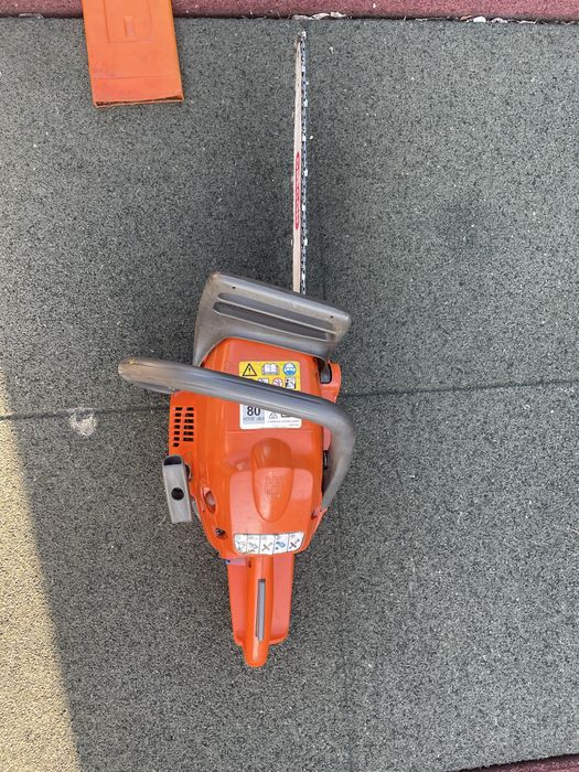 HUSQVARNA 236 drujba lemn
