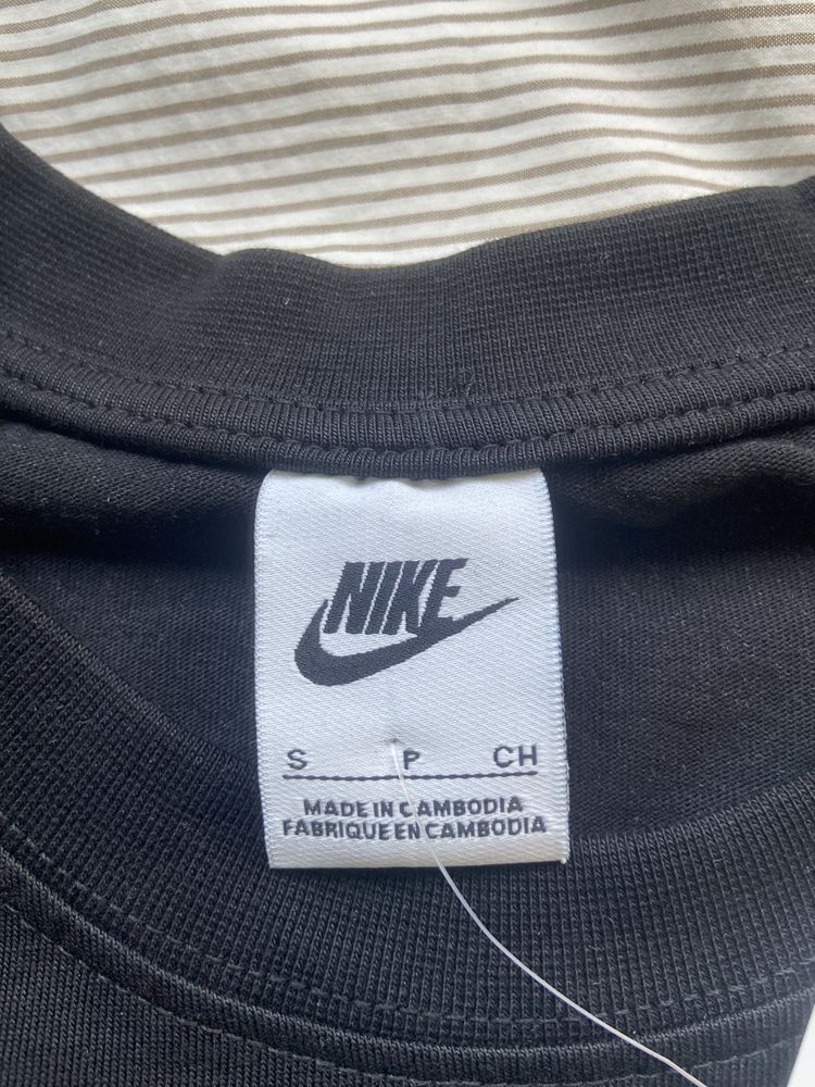 Тениска Nike air max
