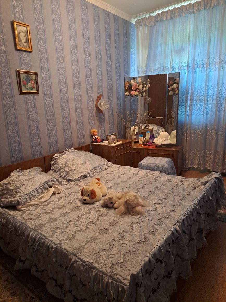 Ялангач 2/2/4(кафе"Бухара")