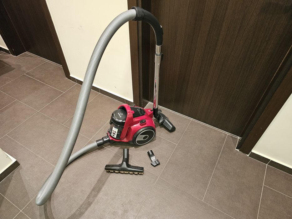 Прахосмукачка Bosch Cleann'n