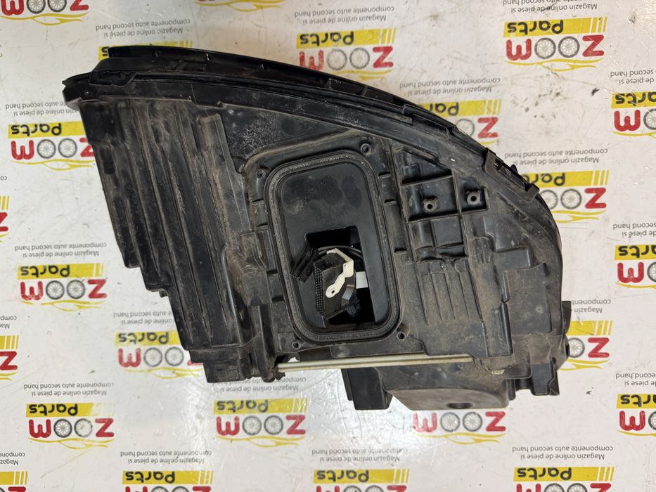 Far stanga Mercedes E Class W213 2016-2020