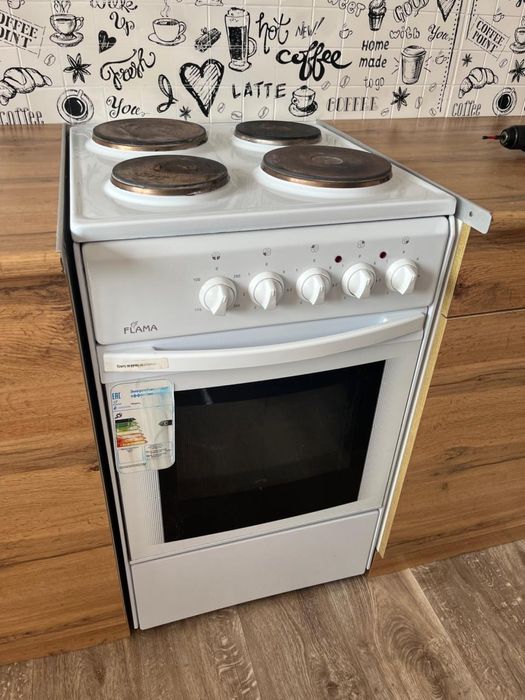 Продам газ плиту