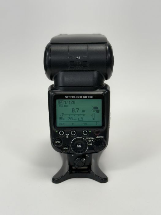 Flash Nikon SB-910 Светкавица