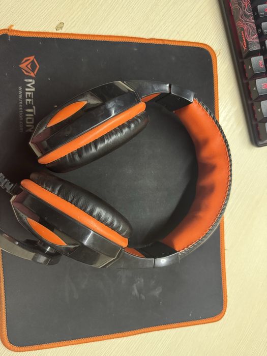 ИГРОВЫЕ НАУШНИКИ,клавиатра,мышки