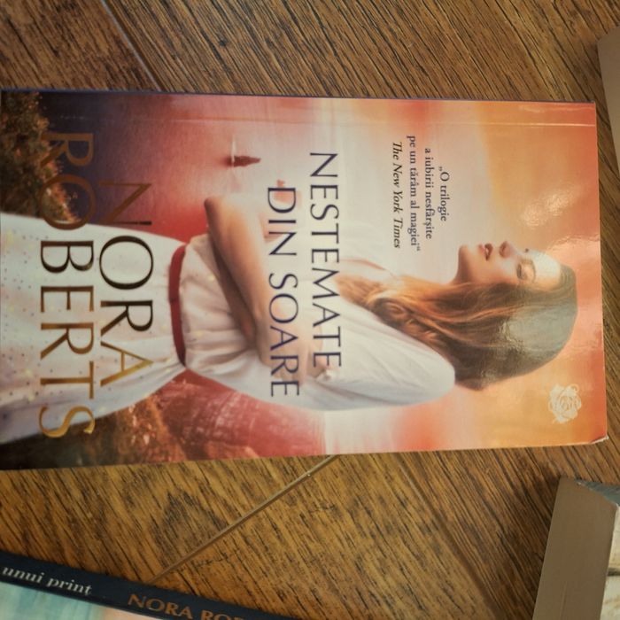 Set 4 carti romantice! Nora Roberts!