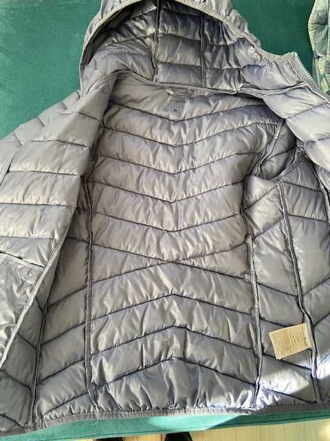 Дамско яке в небесно синьо, леко вталено