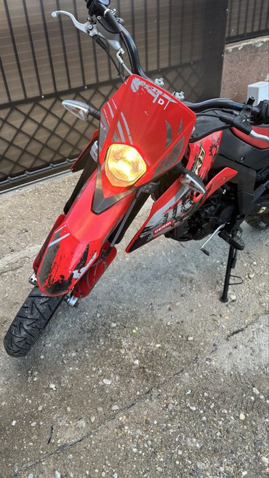 Vand motocicleta Derbi senda drd 125