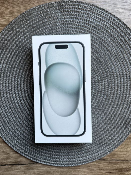 Vand cutie carton iphone 15 Midnight 256 Gb