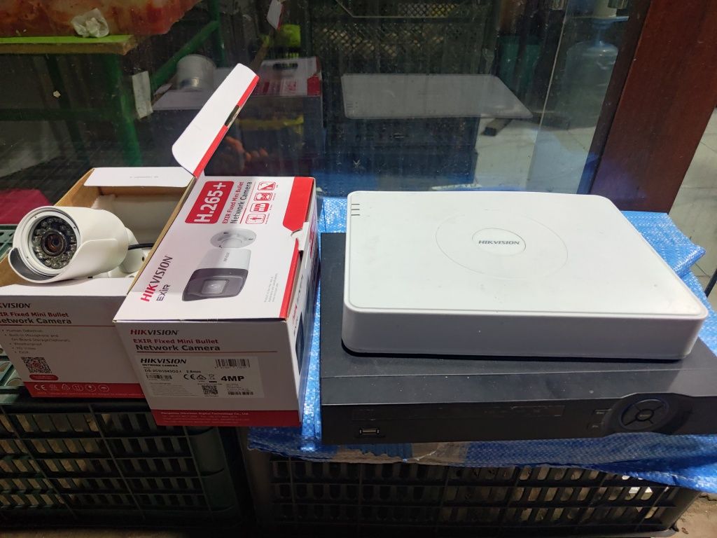 Двр,продам DVR и+2 камера