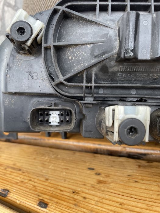 Оригинален дясен фар за мазда 6 оборудван