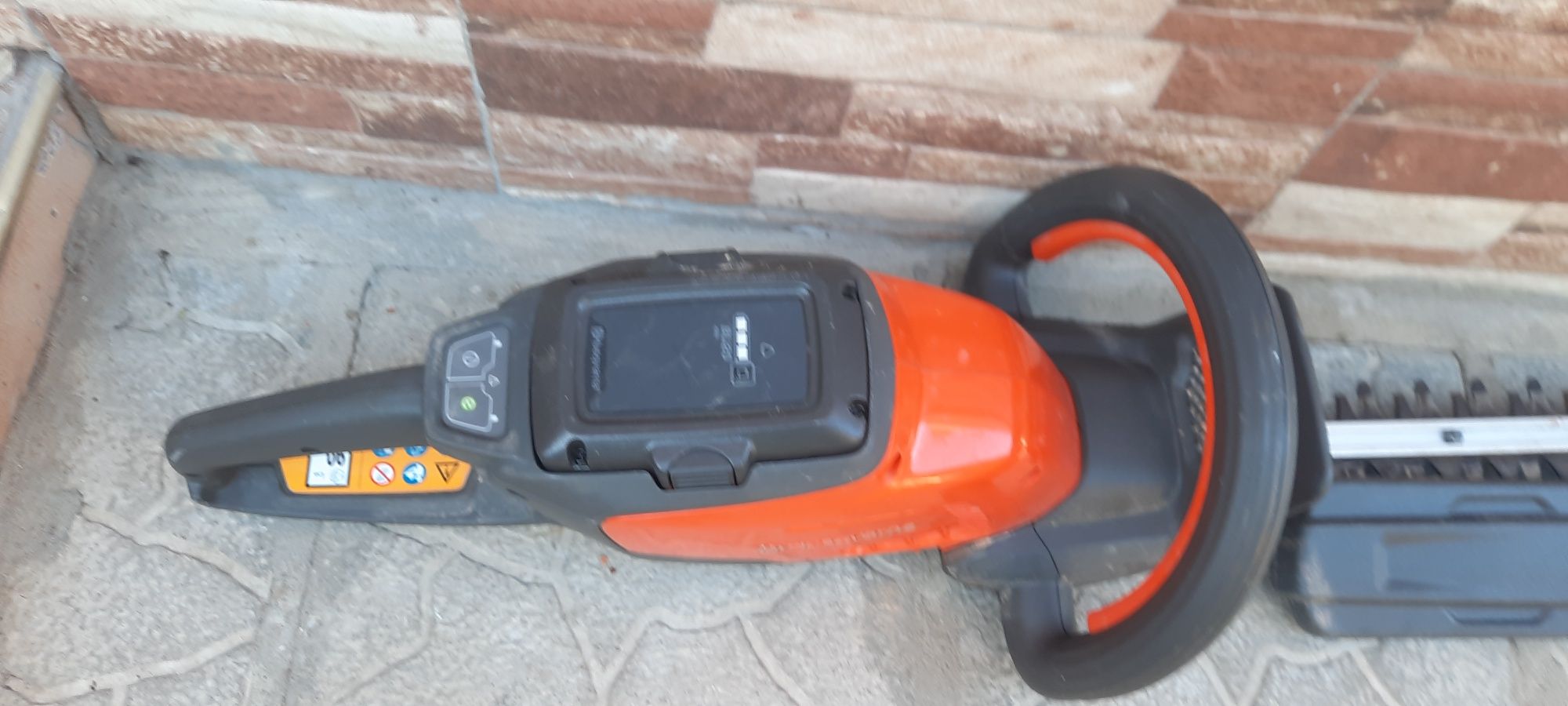 Храсторез Husqvarna